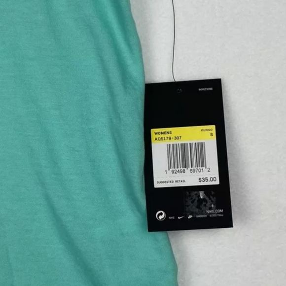 Nike Dri-Fit Tank Top - Picture 3 of 3